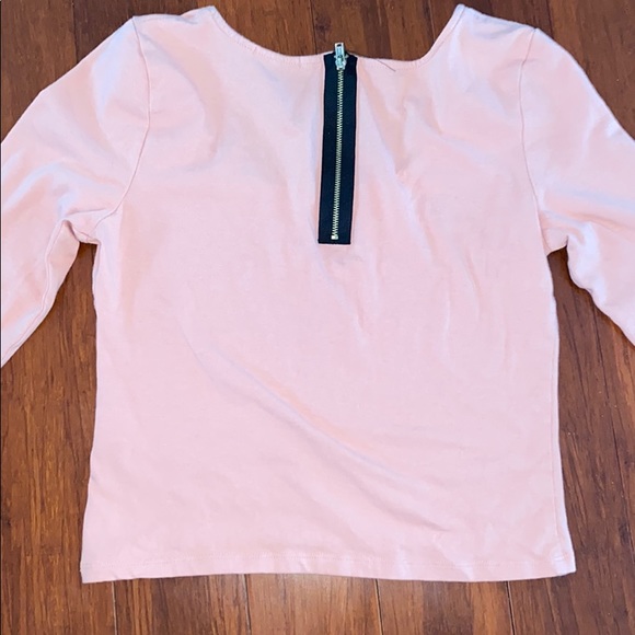 Crop top - Picture 2 of 2